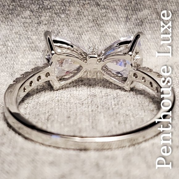 FINAL RESTOCK!! Trillion Cut Silver Bow Ring - Picture 4 of 7